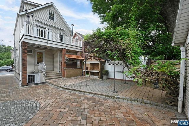 241 Grace Avenue, Secaucus, NJ 07094