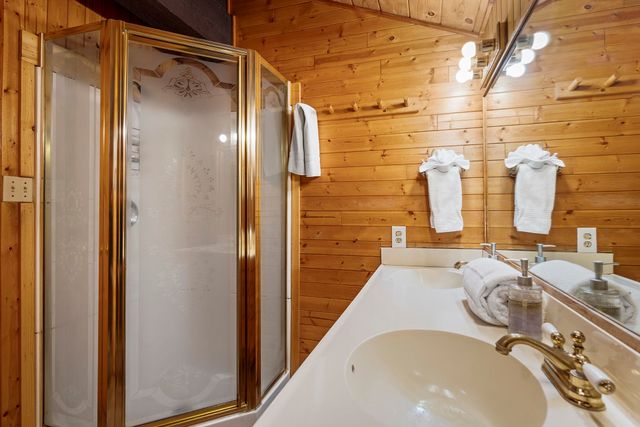 2755 N Lake Blvd Ste 104, Tahoe City, CA 96145