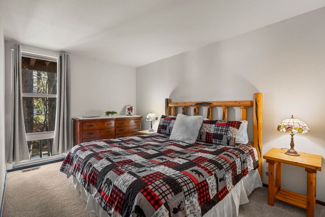 2755 N Lake Blvd Ste 104, Tahoe City, CA 96145