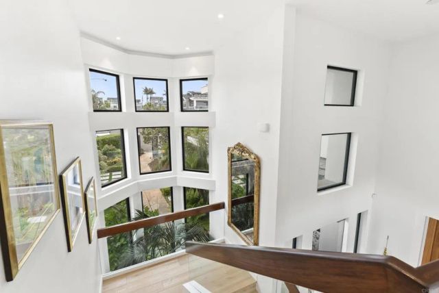 5067 Shore Drive, Carlsbad, CA 92008