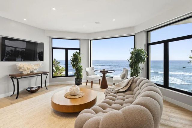 5067 Shore Drive, Carlsbad, CA 92008