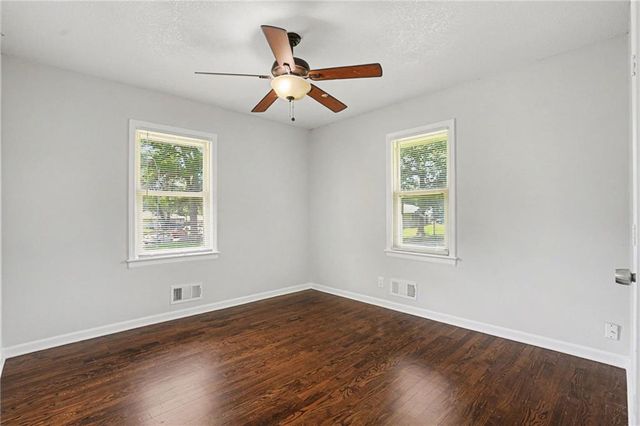 10104 Wheeling Avenue, Kansas City, MO 64134