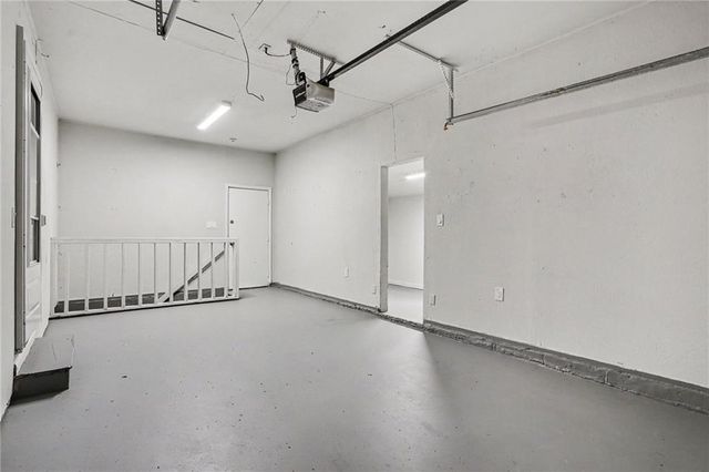 10104 Wheeling Avenue, Kansas City, MO 64134