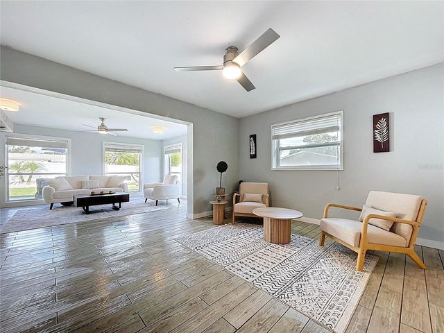 7960 2ND STREET N, St Petersburg, FL 33702
