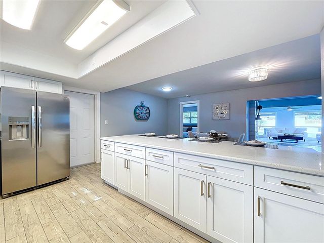7960 2ND STREET N, St Petersburg, FL 33702