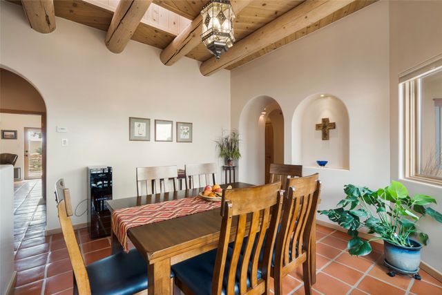 23 Descanso Road, Santa Fe, NM 87508