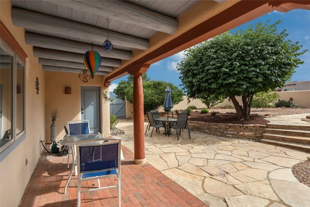23 Descanso Road, Santa Fe, NM 87508