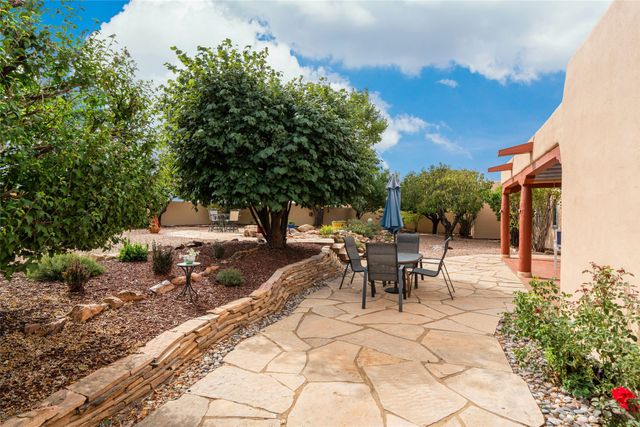 23 Descanso Road, Santa Fe, NM 87508