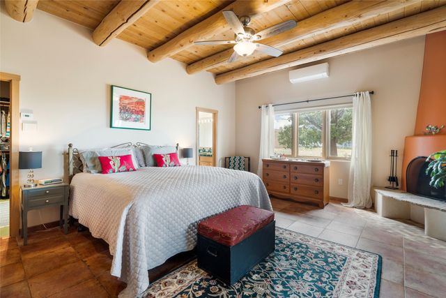 23 Descanso Road, Santa Fe, NM 87508