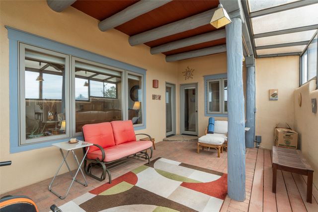 23 Descanso Road, Santa Fe, NM 87508