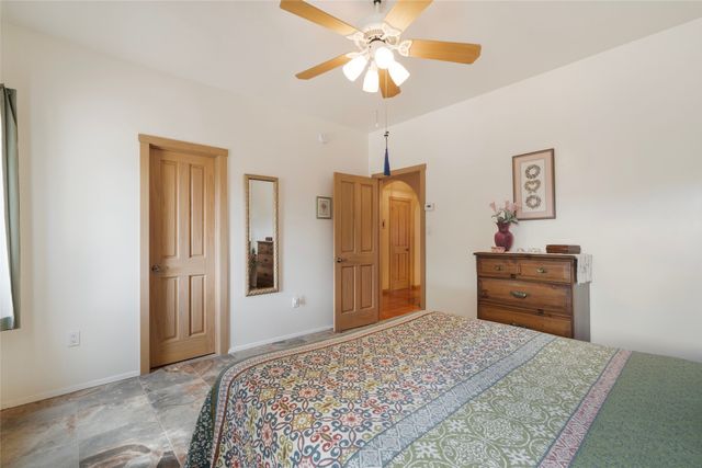 23 Descanso Road, Santa Fe, NM 87508