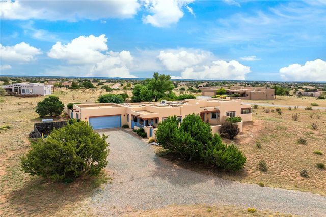 23 Descanso Road, Santa Fe, NM 87508