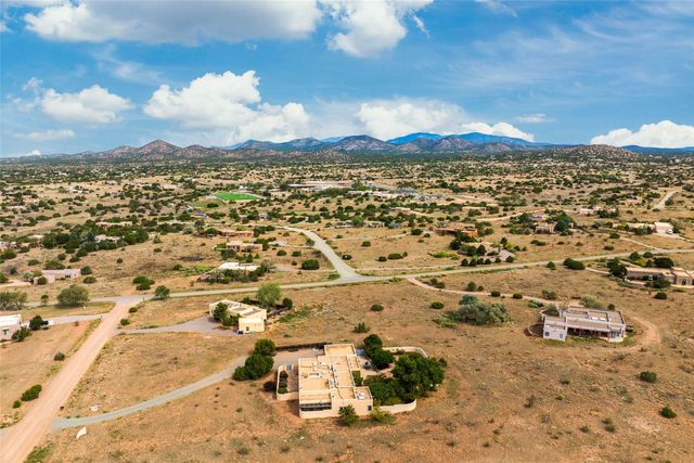 23 Descanso Road, Santa Fe, NM 87508