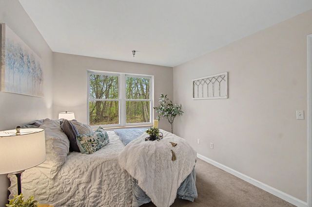 305 Lime Kiln Rd Apt 100, South Burlington, VT 05403