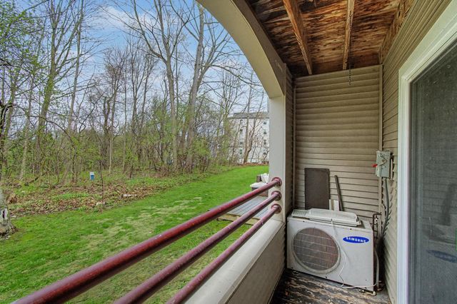 305 Lime Kiln Rd Apt 100, South Burlington, VT 05403
