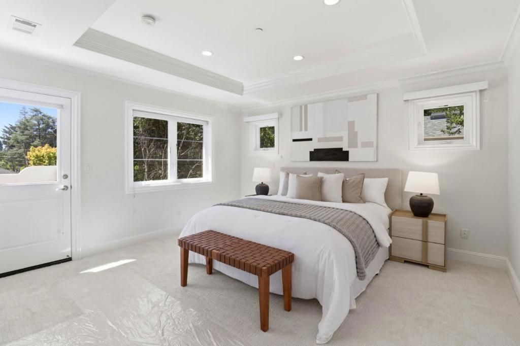 Image 39 of property listing at 568 Irven Court, Palo Alto, CA 94306