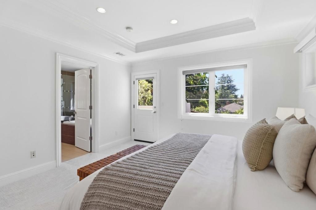 Image 42 of property listing at 568 Irven Court, Palo Alto, CA 94306