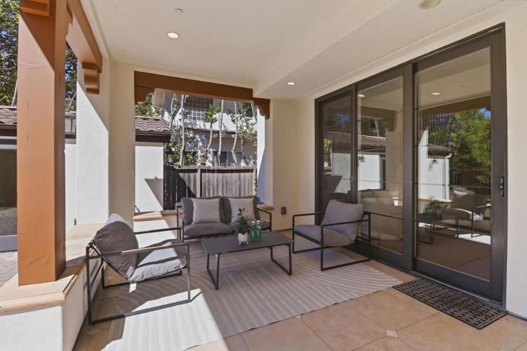 Image 53 of property listing at 568 Irven Court, Palo Alto, CA 94306
