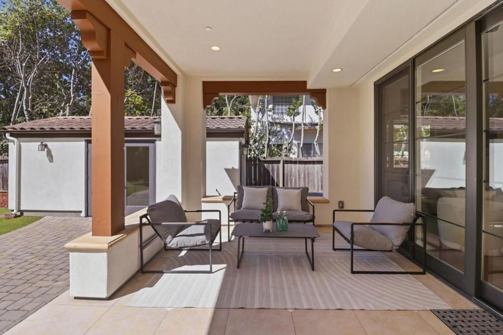 Image 54 of property listing at 568 Irven Court, Palo Alto, CA 94306