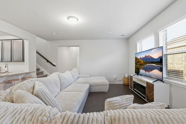 8434 Beacon Bay Circle, Baytown, TX 77523