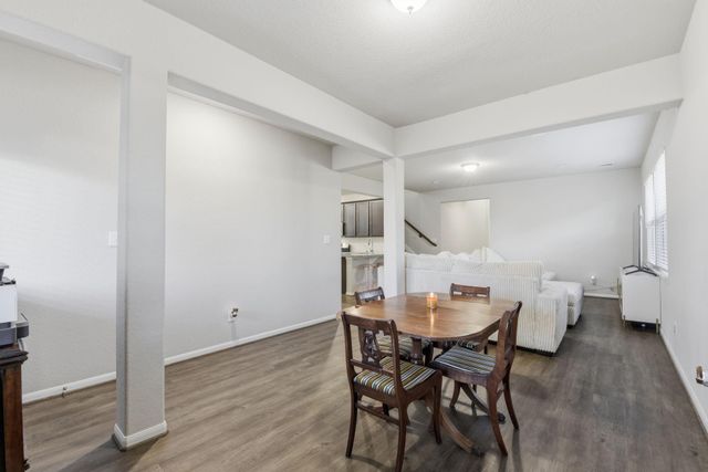 8434 Beacon Bay Circle, Baytown, TX 77523