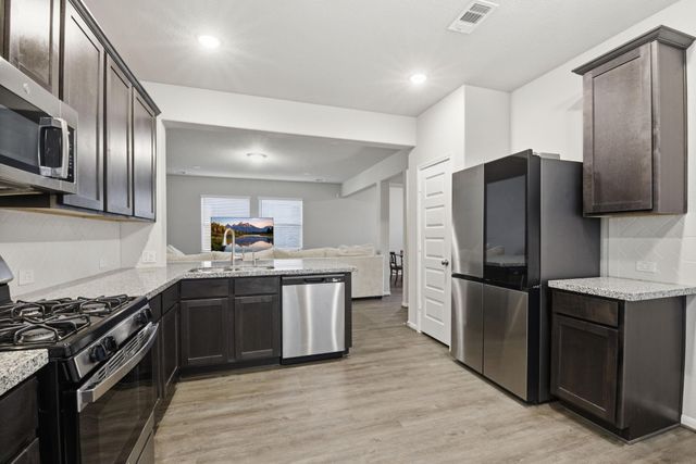 8434 Beacon Bay Circle, Baytown, TX 77523