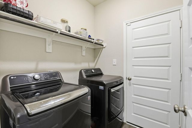 8434 Beacon Bay Circle, Baytown, TX 77523