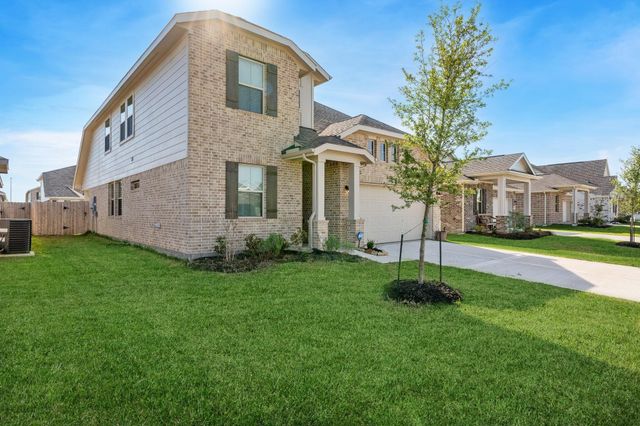 8434 Beacon Bay Circle, Baytown, TX 77523