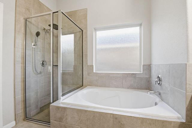 8434 Beacon Bay Circle, Baytown, TX 77523