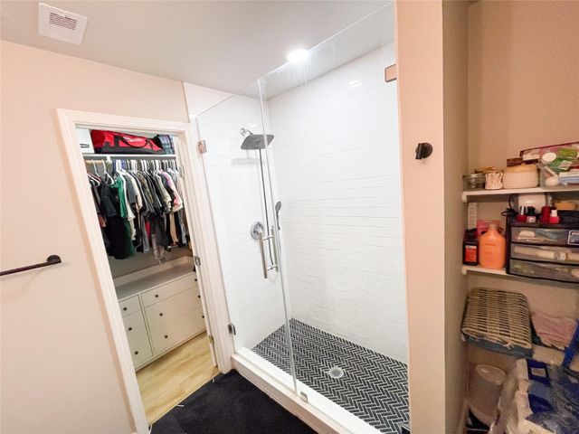15511 Highway 6, Santa Fe, TX 77517