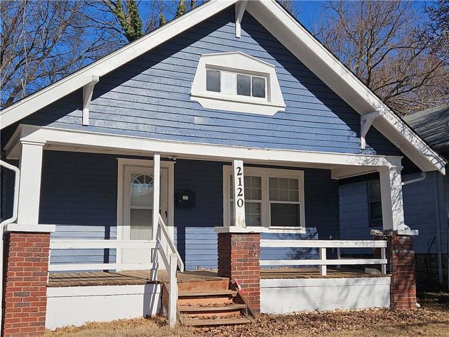 2120 E 68th Terrace, Kansas City, MO 64132