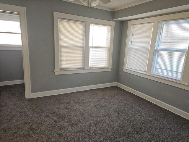 2120 E 68th Terrace, Kansas City, MO 64132