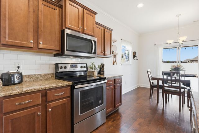 2206 Faulkner Springs Dr, Murfreesboro, TN 37128