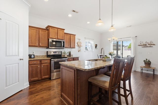 2206 Faulkner Springs Dr, Murfreesboro, TN 37128