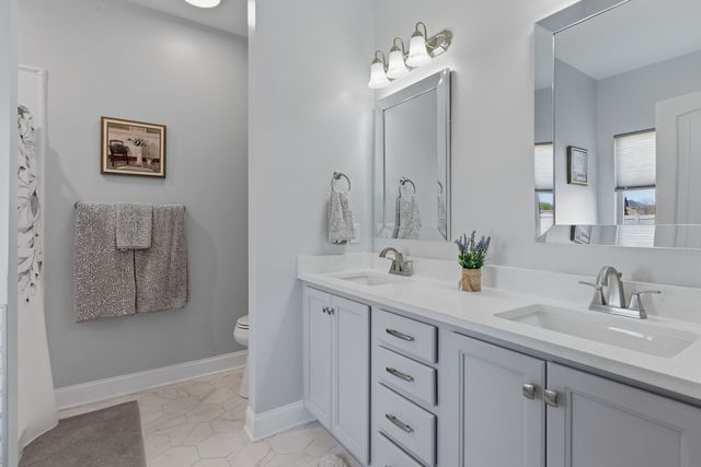 2206 Faulkner Springs Dr, Murfreesboro, TN 37128