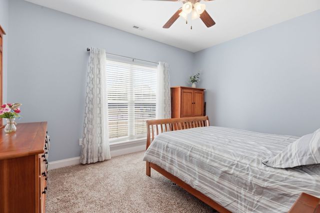 2206 Faulkner Springs Dr, Murfreesboro, TN 37128