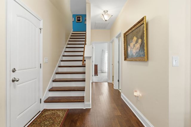 2206 Faulkner Springs Dr, Murfreesboro, TN 37128