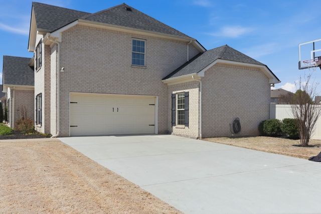 2206 Faulkner Springs Dr, Murfreesboro, TN 37128