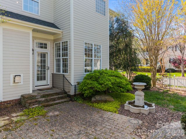 15632 Waterfront Drive, Huntersville, NC 28078