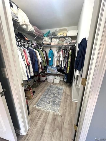 13185 Canopy Drive, Sterling Heights, MI 48313