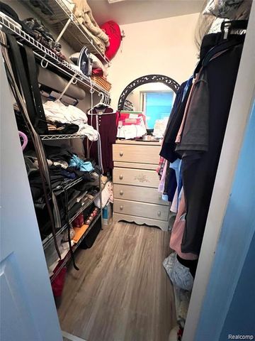 13185 Canopy Drive, Sterling Heights, MI 48313