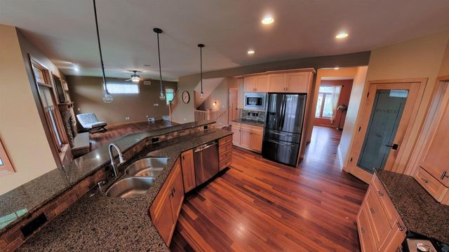 4361 Wren Court, Windsor, WI 53598