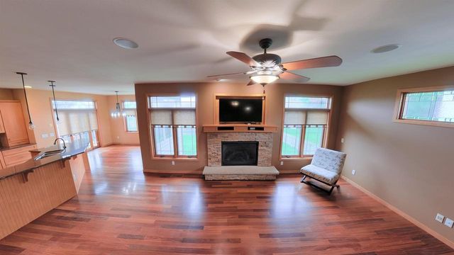 4361 Wren Court, Windsor, WI 53598