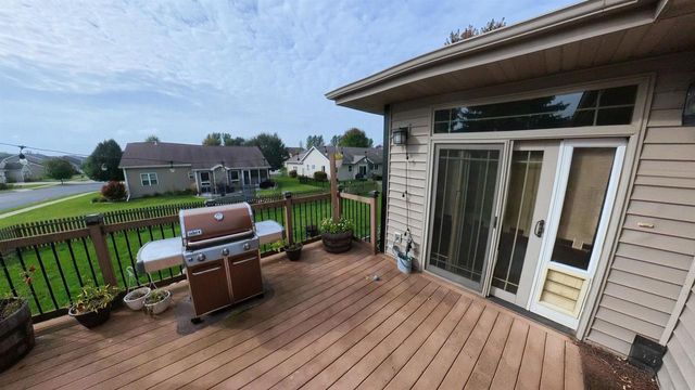4361 Wren Court, Windsor, WI 53598