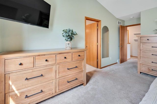 1241 Velvet Leaf Drive, Madison, WI 53719