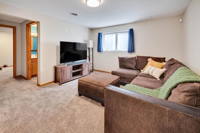 1241 Velvet Leaf Drive, Madison, WI 53719