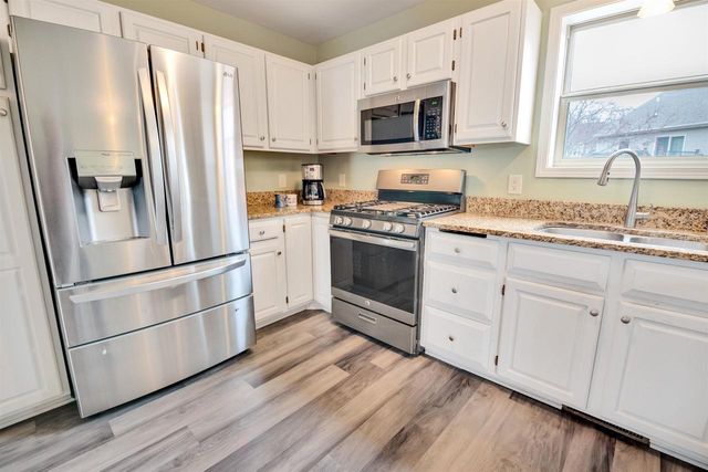 1241 Velvet Leaf Drive, Madison, WI 53719