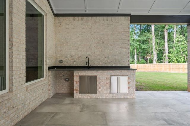 2600 Camp Mitchell Road, Grayson, GA 30017