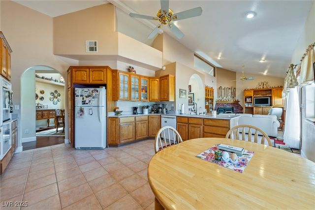 3640 East Vineyard Drive, Pahrump, NV 89048