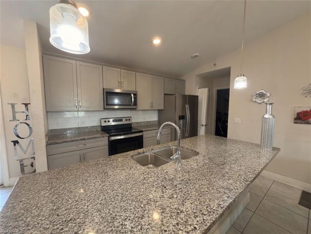 2207 NW 21st AVE, Cape Coral, FL 33993